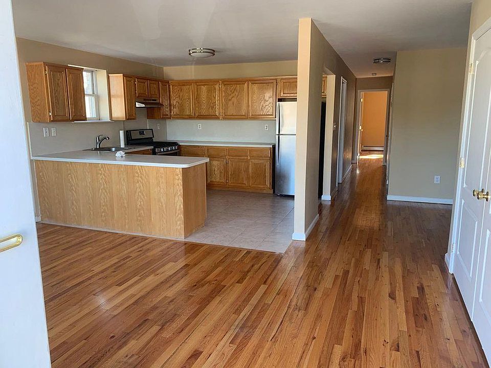 1st image of 816 Vincent Ave #B