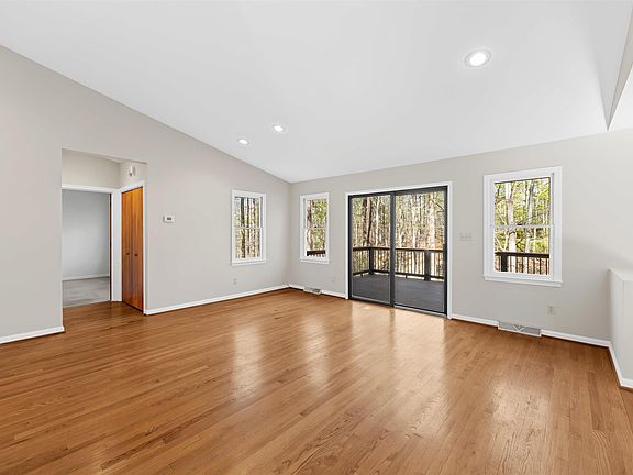 3rd image of 640 Big Oak Rd
