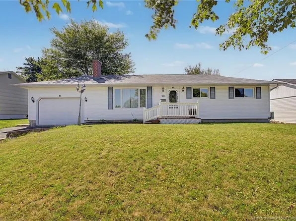 109 Coventry Cres, Fredericton, NB E3B 4P4