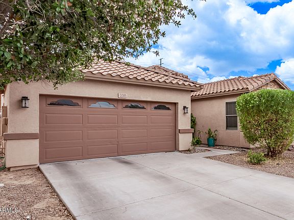 3rd image of 2085 E EBONY Drive