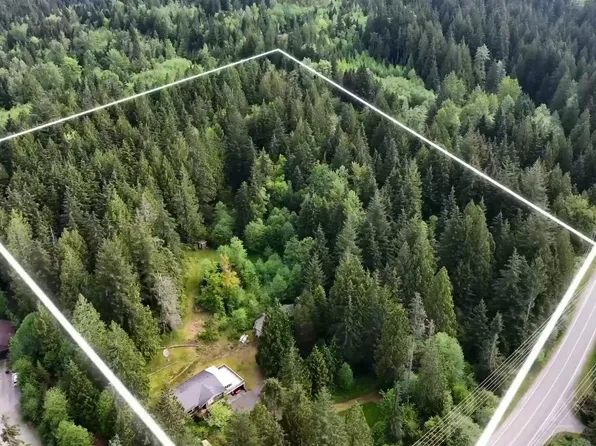 28595 Dewdney Trunk Rd, Maple Ridge, BC V2W 1M1