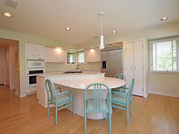 5th image of 7435 E Aracoma Dr