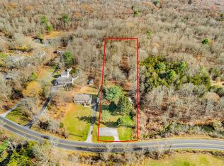950 N Quaker Ln, Staatsburg, NY 12580