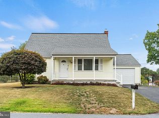 112 Lincoln Pl, Harrisburg, PA 17112