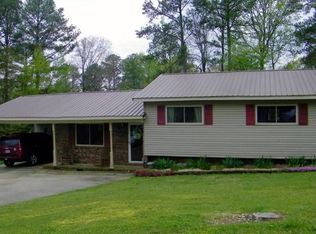 1020 Maxanna Dr, Anniston, AL 36206