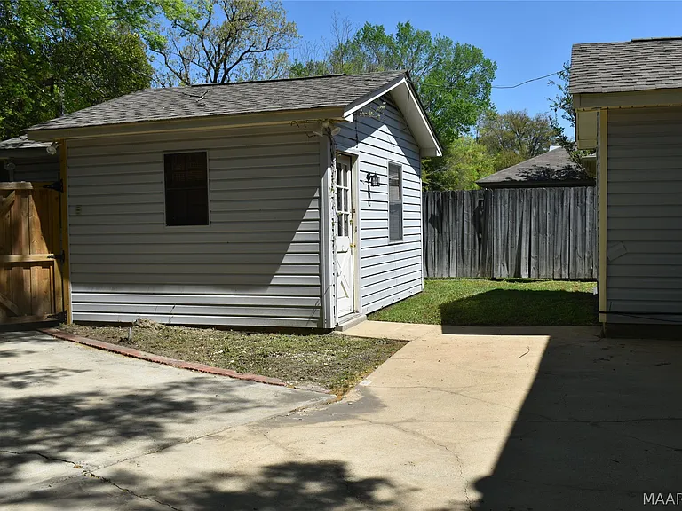 3001 Sutton Dr — Photo 20