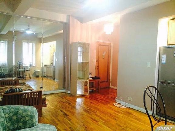 3rd image of 7281 113th St APT 2W
