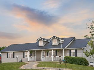 5416 S 165th Road, Brighton, MO 65617