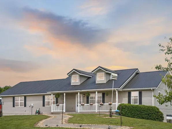 5416 S 165th Road, Brighton, MO 65617