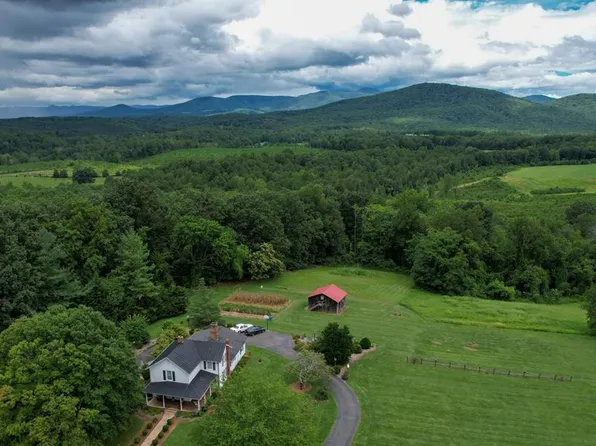 2155 Abram Penn Hwy, Stuart, VA 24171