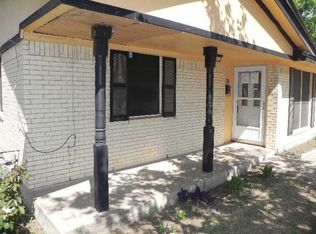 730 Tuskegee St, Grand Prairie, TX 75051
