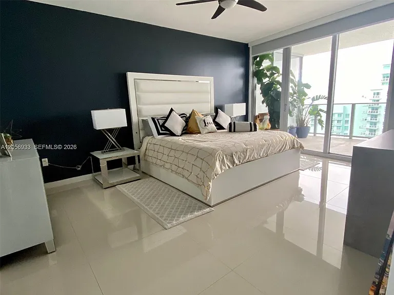 488 NE 18th 4809 Miami #4809 — Photo 4