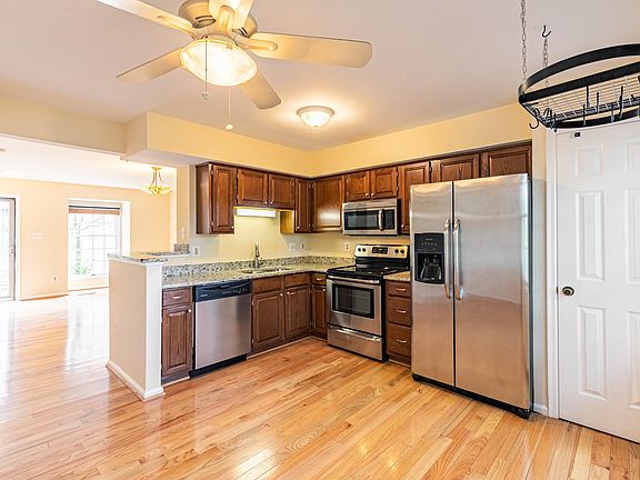 5th image of 5042 9th St S