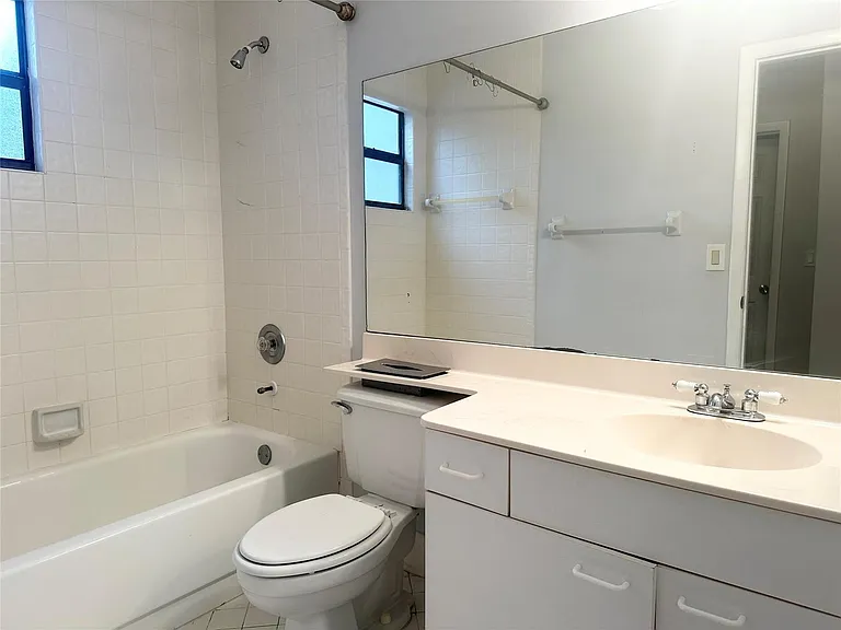 10461 NW 12th Ct — Photo 13