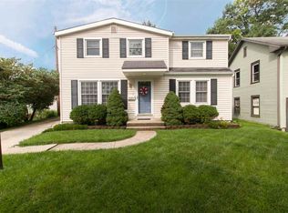 1645 Fairhill Rd, Fort Wayne, IN 46808