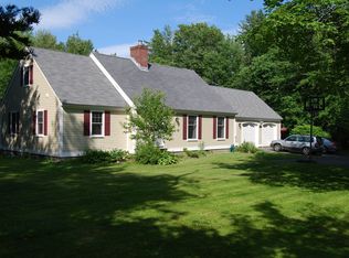 257 Seamans Rd, New London, NH 03257