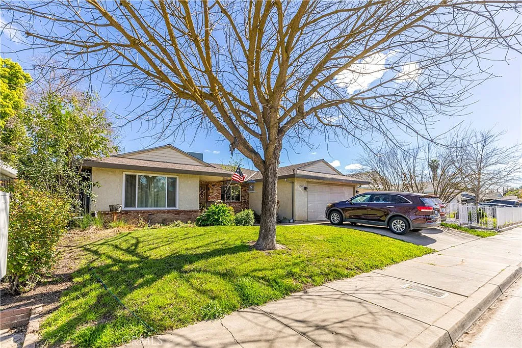 3552 Wathen Ct photo 1