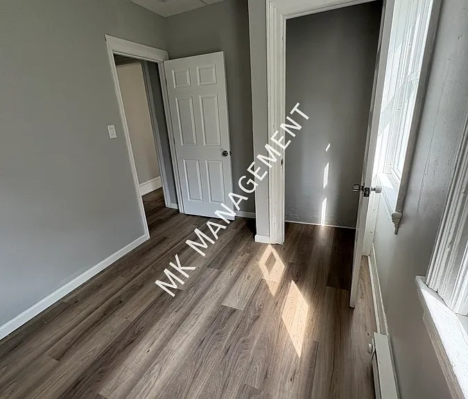 313 Cedar Ave #1 — Photo 6