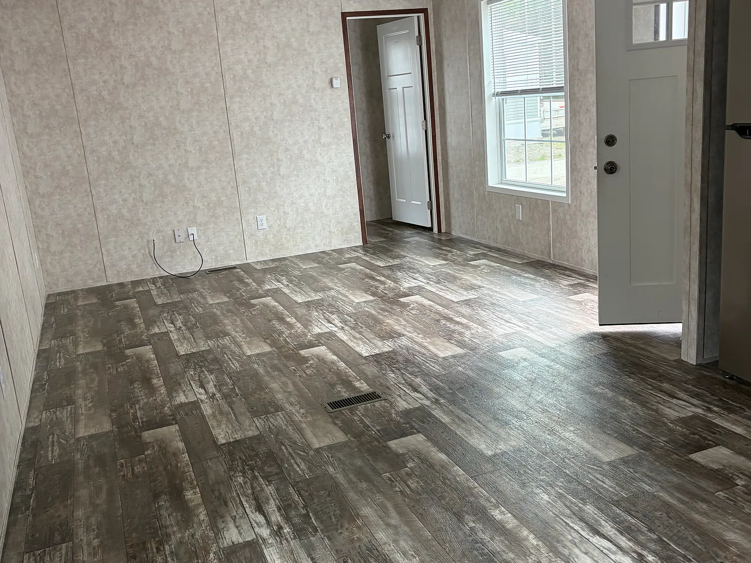 2 bed, $1,200 — Photo 4