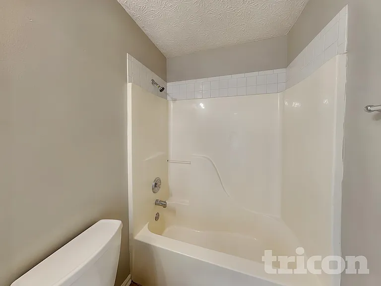 403 Bennett Farms Pl — Photo 12
