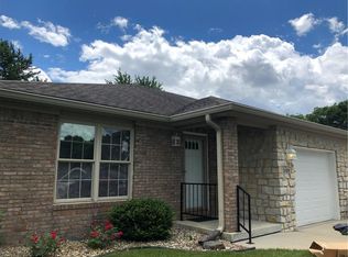 5109 Memphis Ct #6-3, Columbus, IN 47203