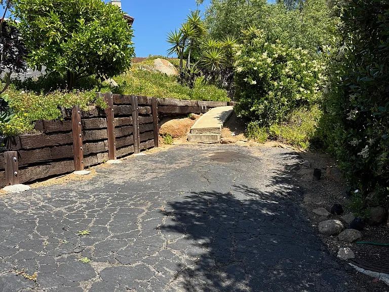 1097 Park Hill Ter — Photo 14