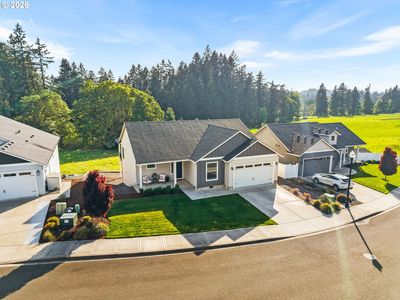 826 W Golden Eagle Dr, La Center, WA, 98629