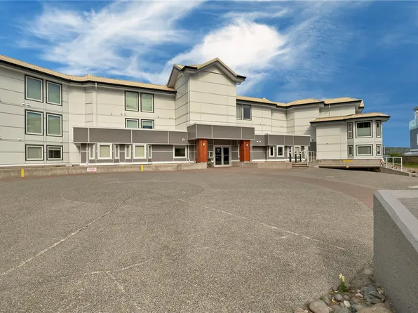 87 Island Hwy S #104, Campbell River, BC V9W 1A2