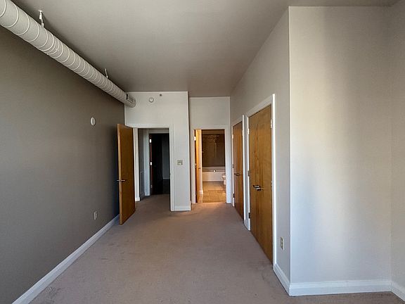 4th image of 300-306 4th Ave #1403