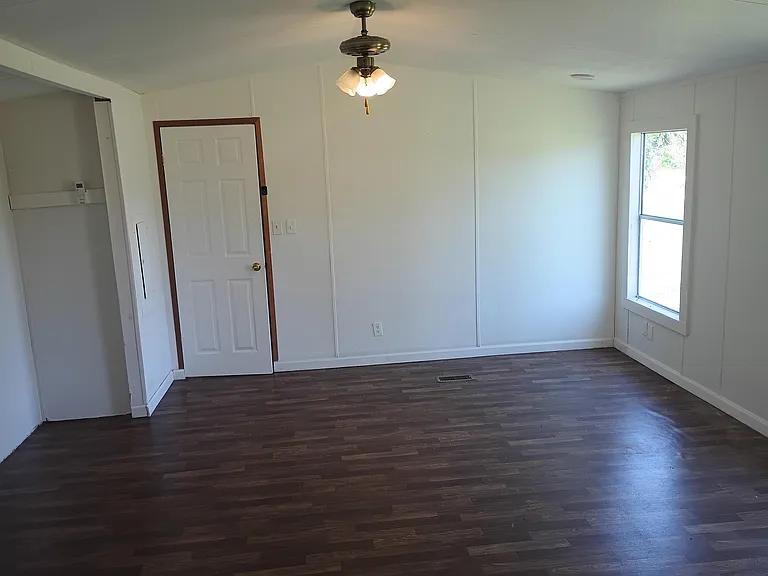 707 Cooper Rd — Photo 12