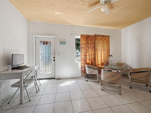3rd image of 12260 N Miami Avenue