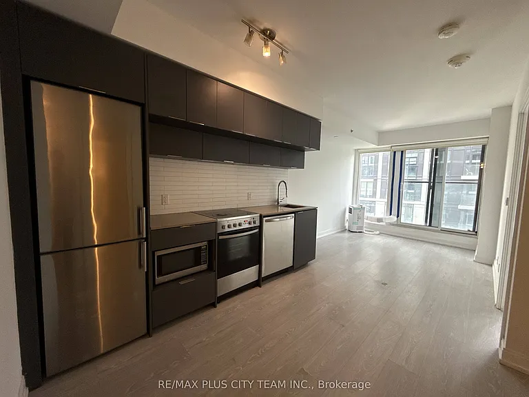 181 Dundas St E #1901 — Photo 5