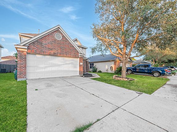 3rd image of 19606 Narcissus Brook Ln