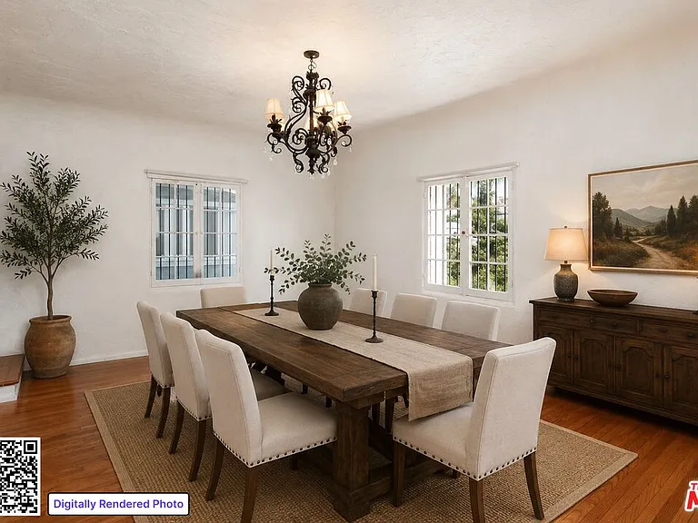 2030 Vine St — Photo 13