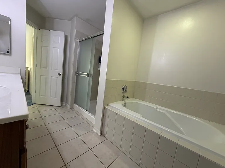 284 Jennifer Ct — Photo 10