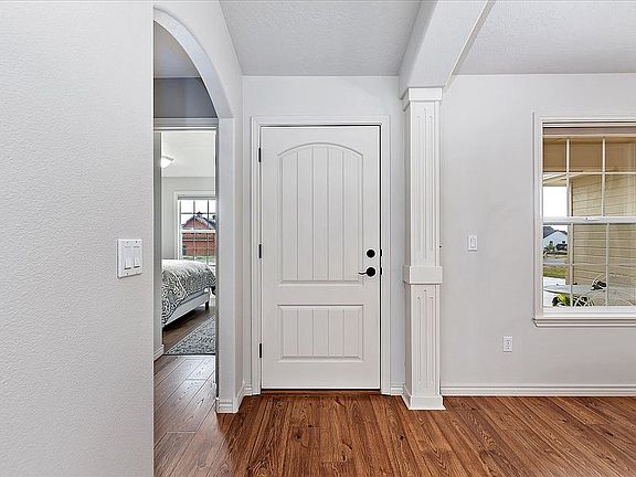 4th image of 3047 Royal Vista Ct