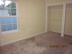 3rd image of 2985 Greenwood Dr