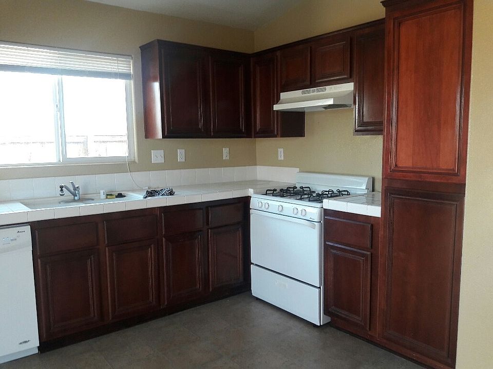 1st image of 18848 Cedar Ct
