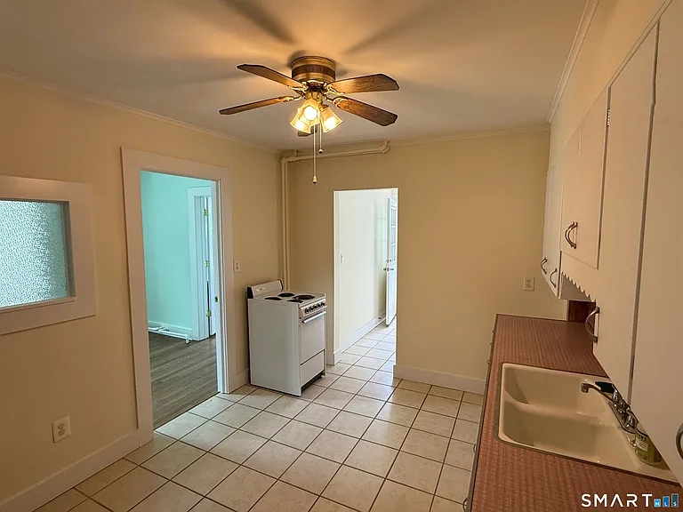 133 Eastern Dr #1 — Photo 9