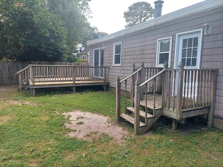 1320 Elm View Ave — Photo 13