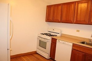 2nd image of 4448 N Western Ave Ste 1