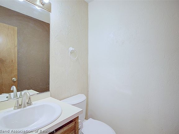 5th image of 1561 Lakeview Dr Unit 931