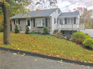 74 Weygant Hl, Highland Mills, NY 10930