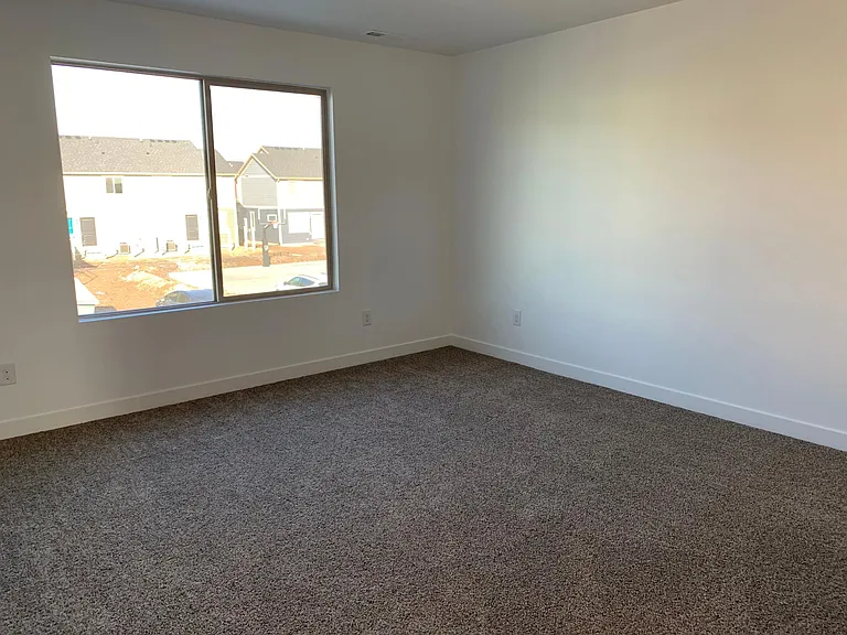 139 E River View Dr — Photo 13