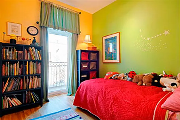 Sold by Warren Lewis Realty | media 26