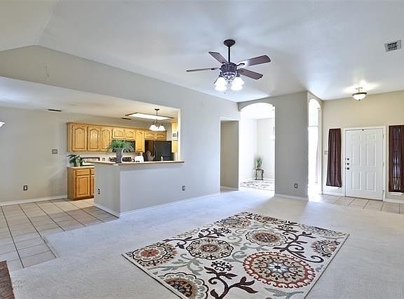5th image of 2726 Stonecrest Dr