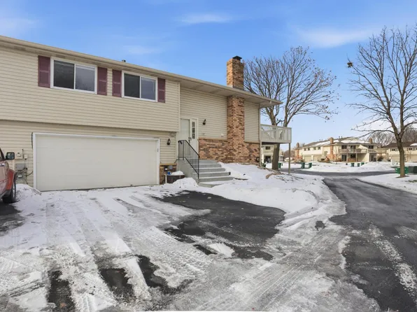 837 E 145th St, Burnsville, MN 55337