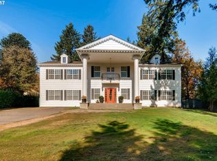 1505 Country Club Rd, Lake Oswego, OR 97034