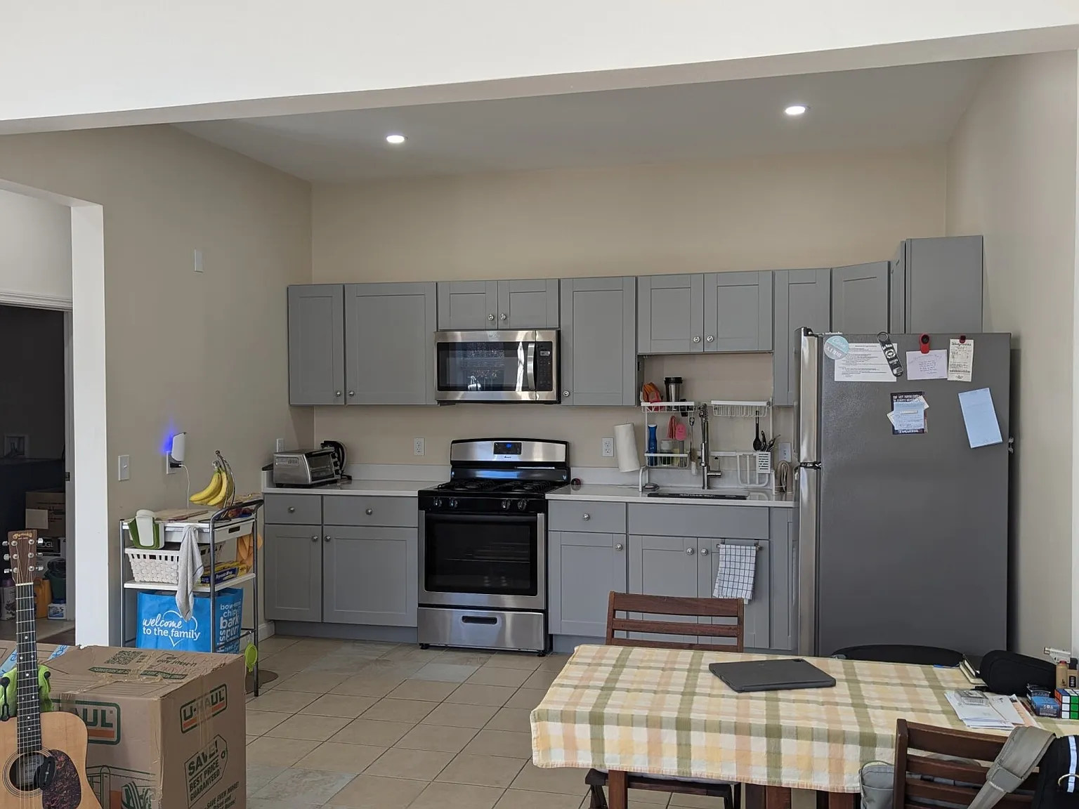 3 bed, 1500 sqft, $3,300 — Photo 1