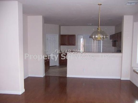 4th image of 8495 Cerritos Ct
